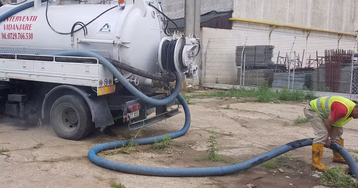 De ce se înfundă canalizarea: cauze frecvente și soluții eficiente